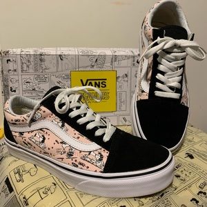 VANS X PEANUTS OLD SKOOLS